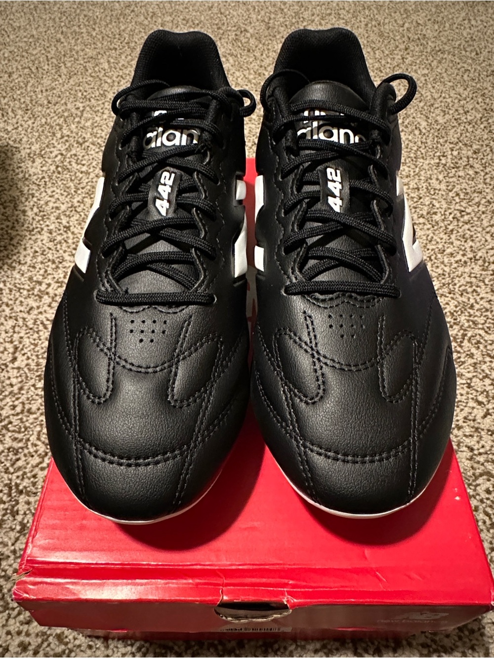 New Balance Men, Women Cleats Extra Wide